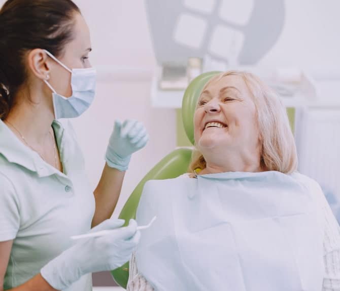 Oral Cancer Screenings By Geriatric Dentists In Chicago, IL