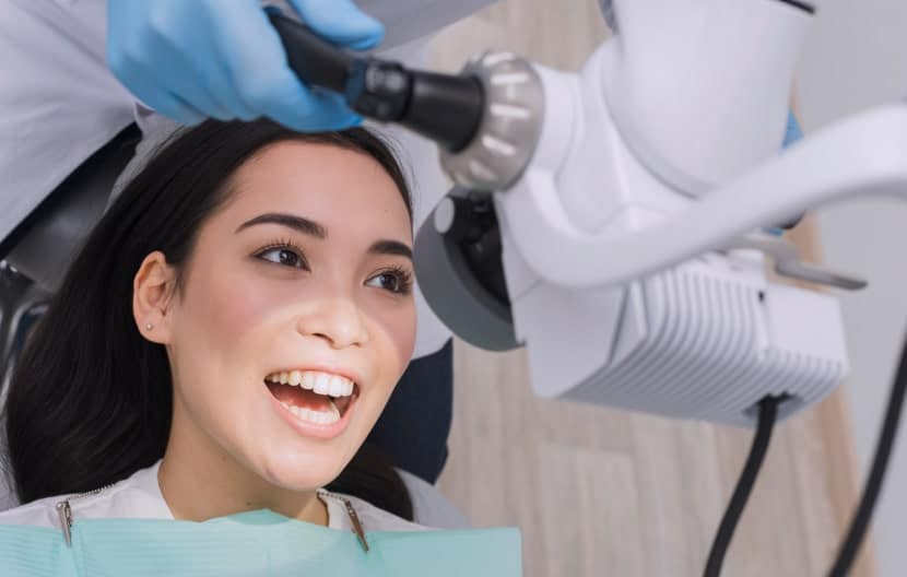 Cosmetic Dentist In Chicago